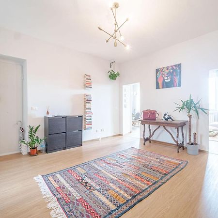 Bright Apartment A Few Steps From Via Garibaldi Genoa Exterior photo